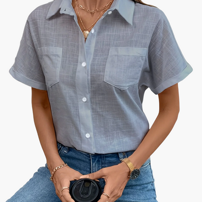 Camisa casual de mujer con mangas cortas y estampado de pájaros para un look chic primavera verano
