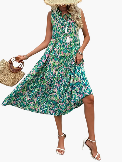 Elegancka sukienka damska bez rękawów w stylu boho na lato i wiosnę