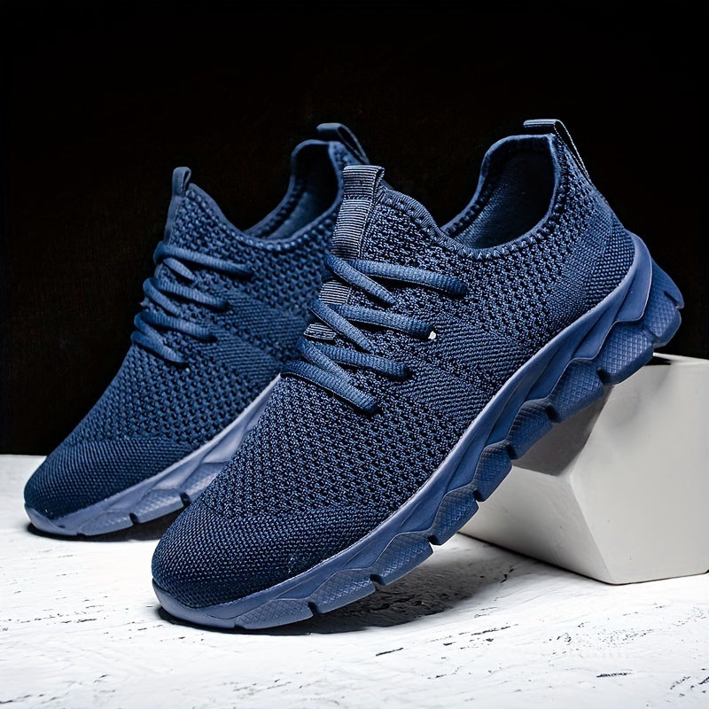 Moderne Sportschuhe für Damen zum Training und für den Alltag