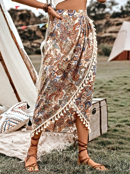 Falda cruzada bohemia para mujer estilo midi con estampado paisley y detalle de pompones para verano y vacaciones