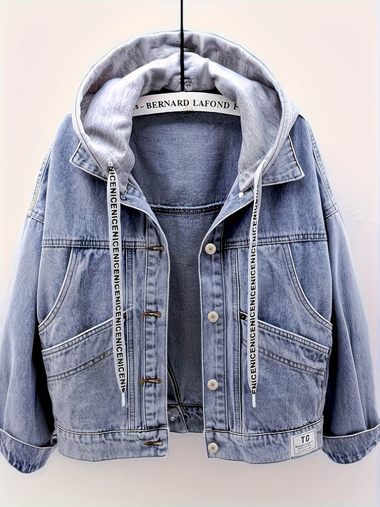 Veste en jean femme bleu clair avec capuche intégrée et détails boutonnés