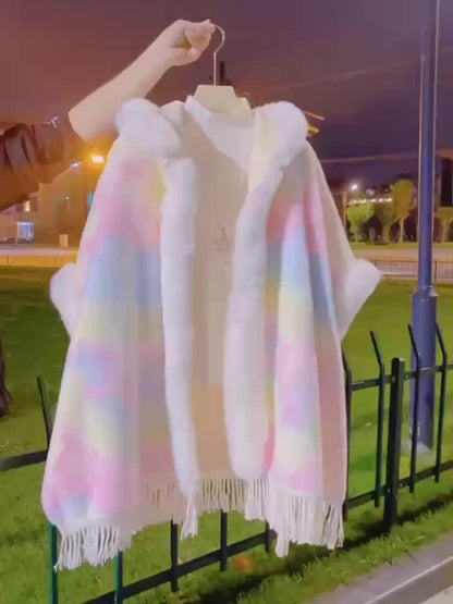 Cape à capuche arc-en-ciel en fausse fourrure douce avec franges et bordure pelucheuse