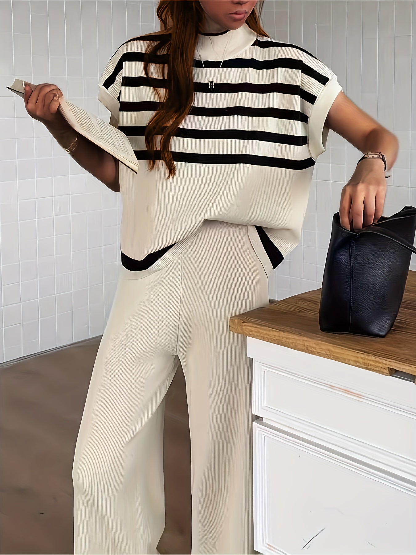 Elegant damesensemble in marinière stijl, casual chic voor lente/zomer