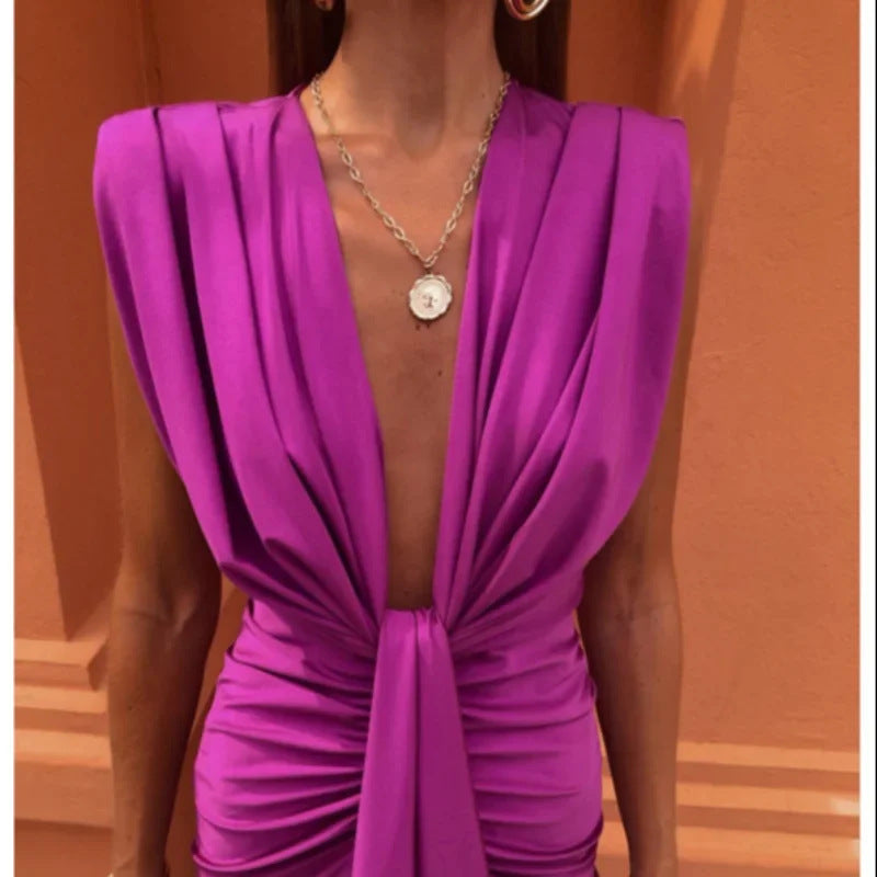Robe de soirée élégante pour femme à décolleté profond et taille haute, style glamour
