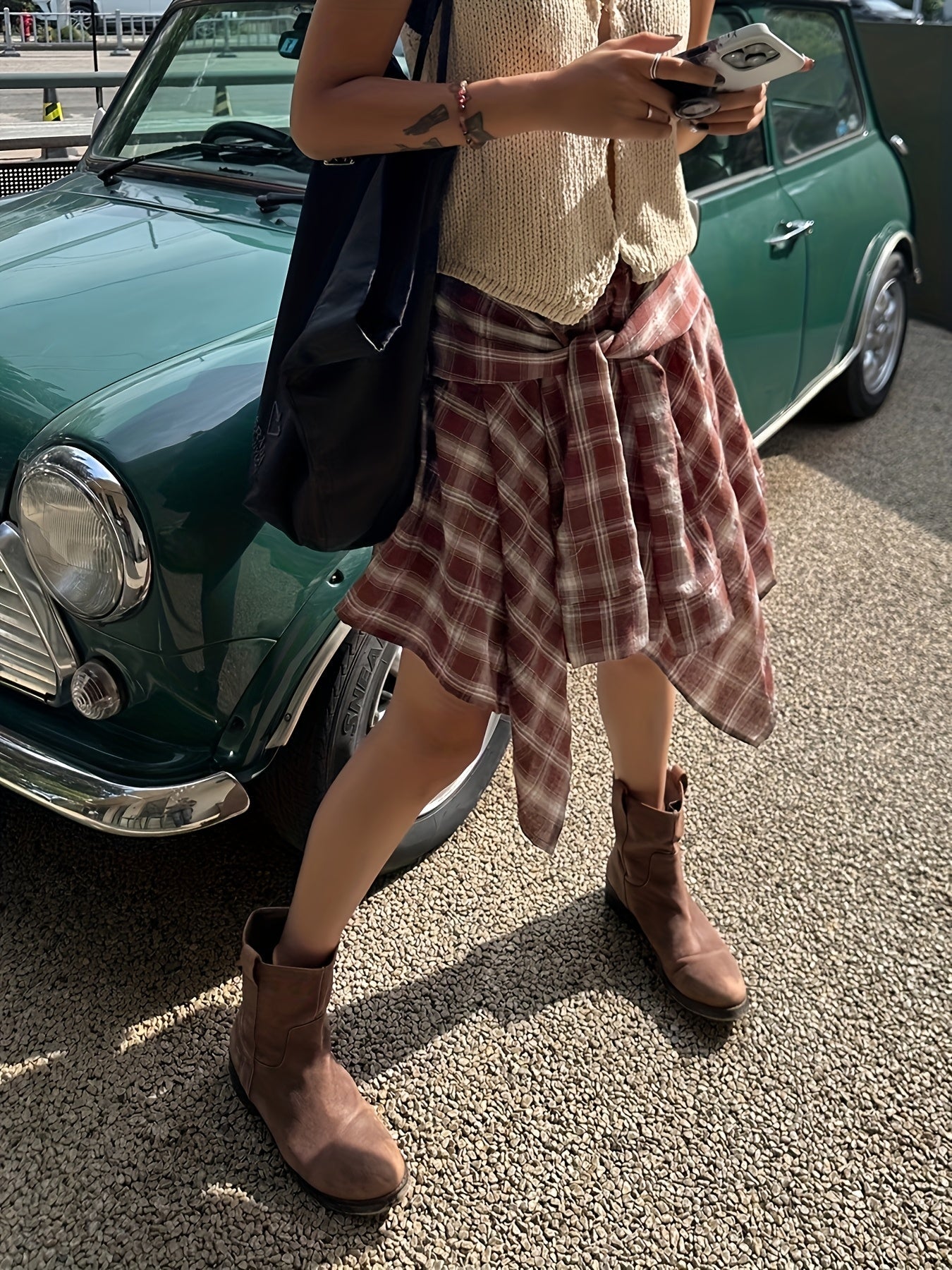 Asymmetrical plaid shirt-style skirt for women – Urban and casual trend