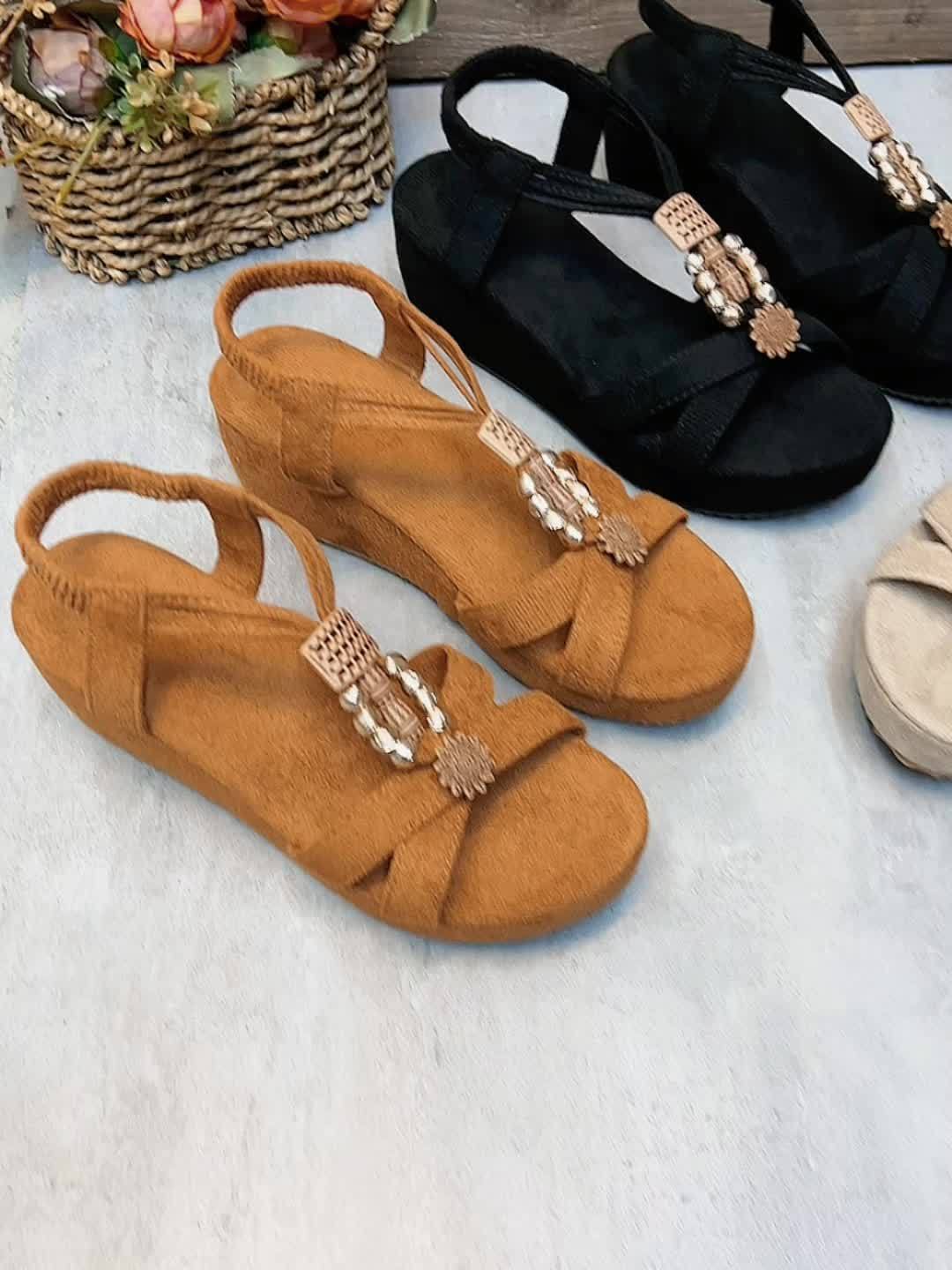 Vintageinspirerade kilklackssandaler för dam – elegant platå med T-rem för vår och sommar