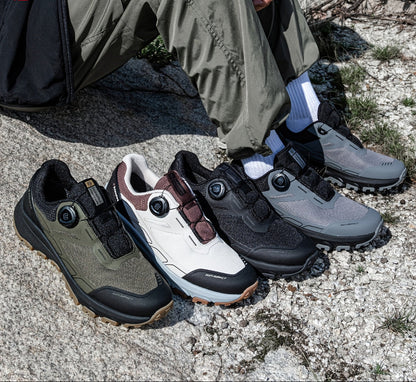 Chaussures de Randonnée Mixtes Noires avec Système de Laçage Rapide et Semelle Crantée