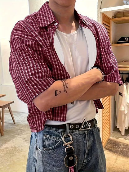 Lässiges Herren-Kurzarmhemd im trendigen urbanen Stil  
