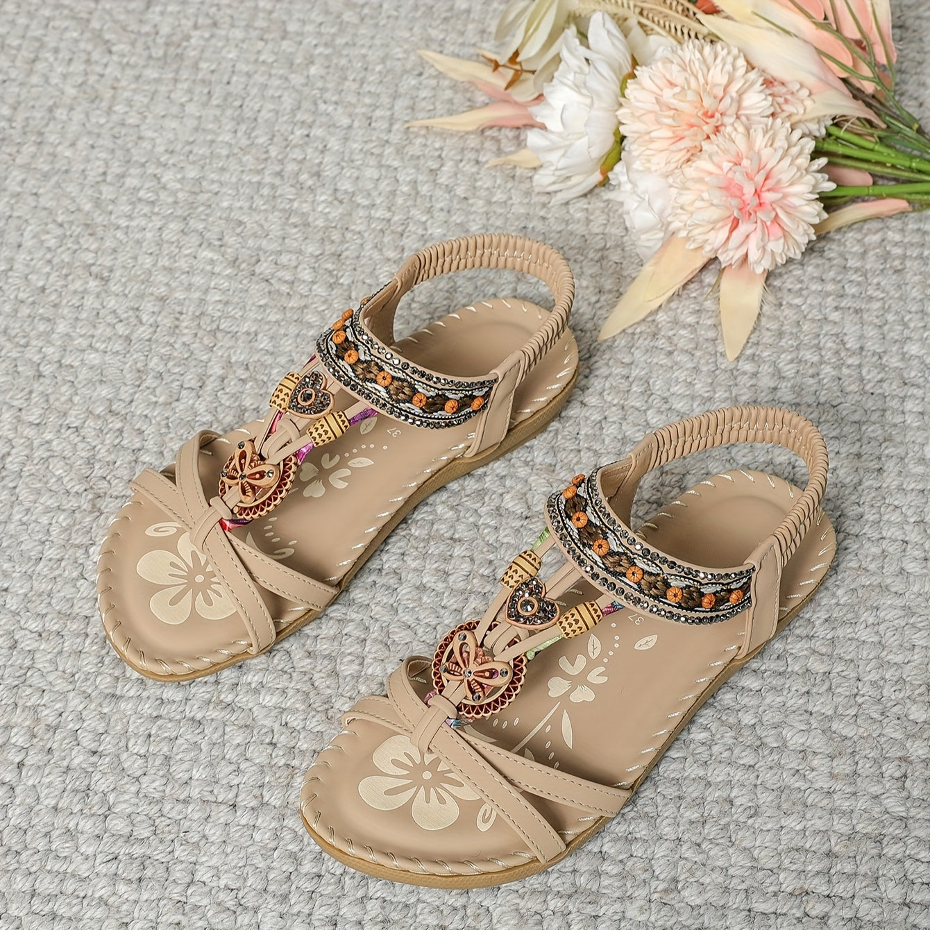 Boheme-sandaler til kvinder med pynt og ankelrem – afslappet chic stil