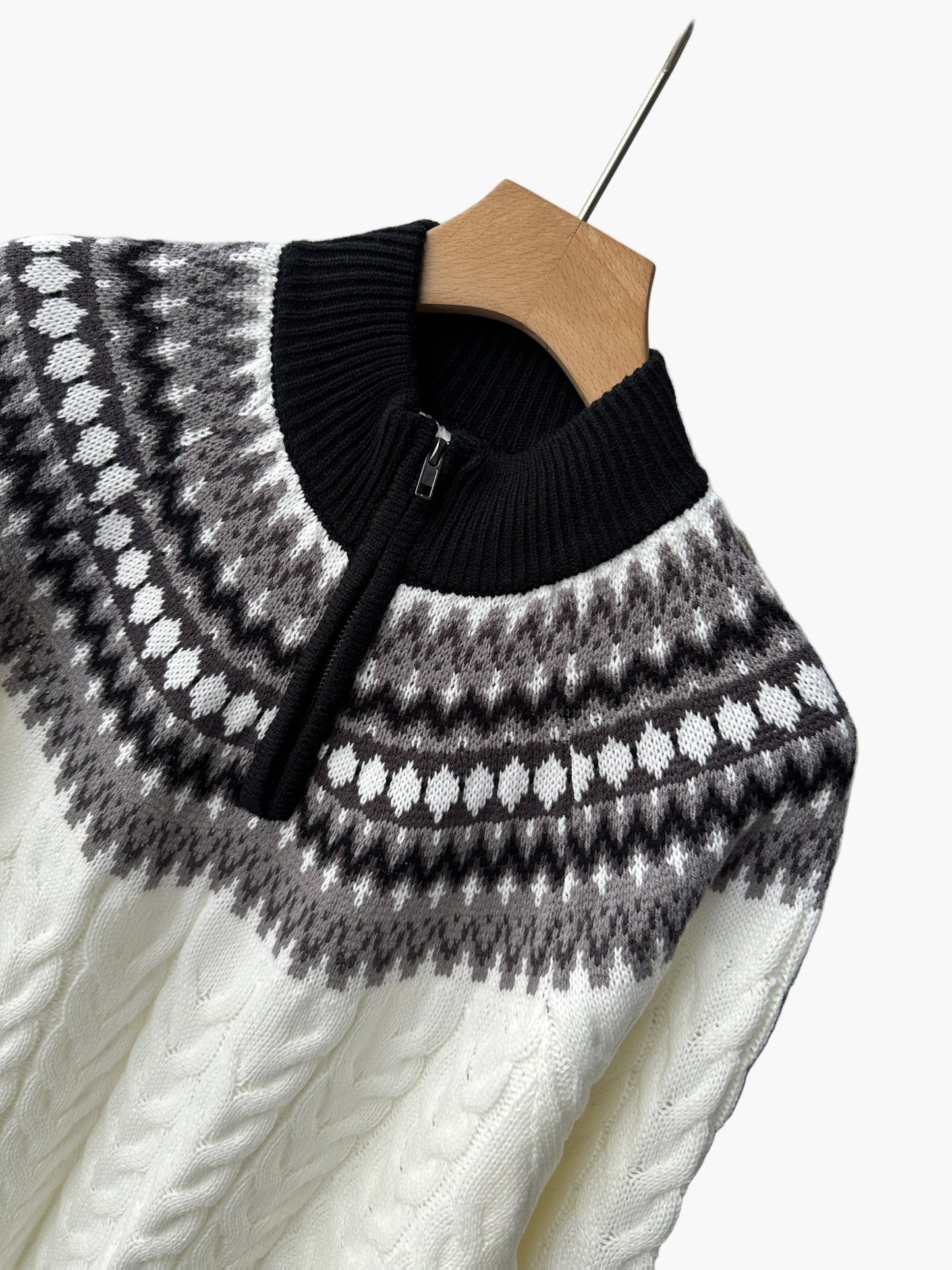 Męski sweter z półzamkiem i stójką w stylu nordyckim casual na zimę