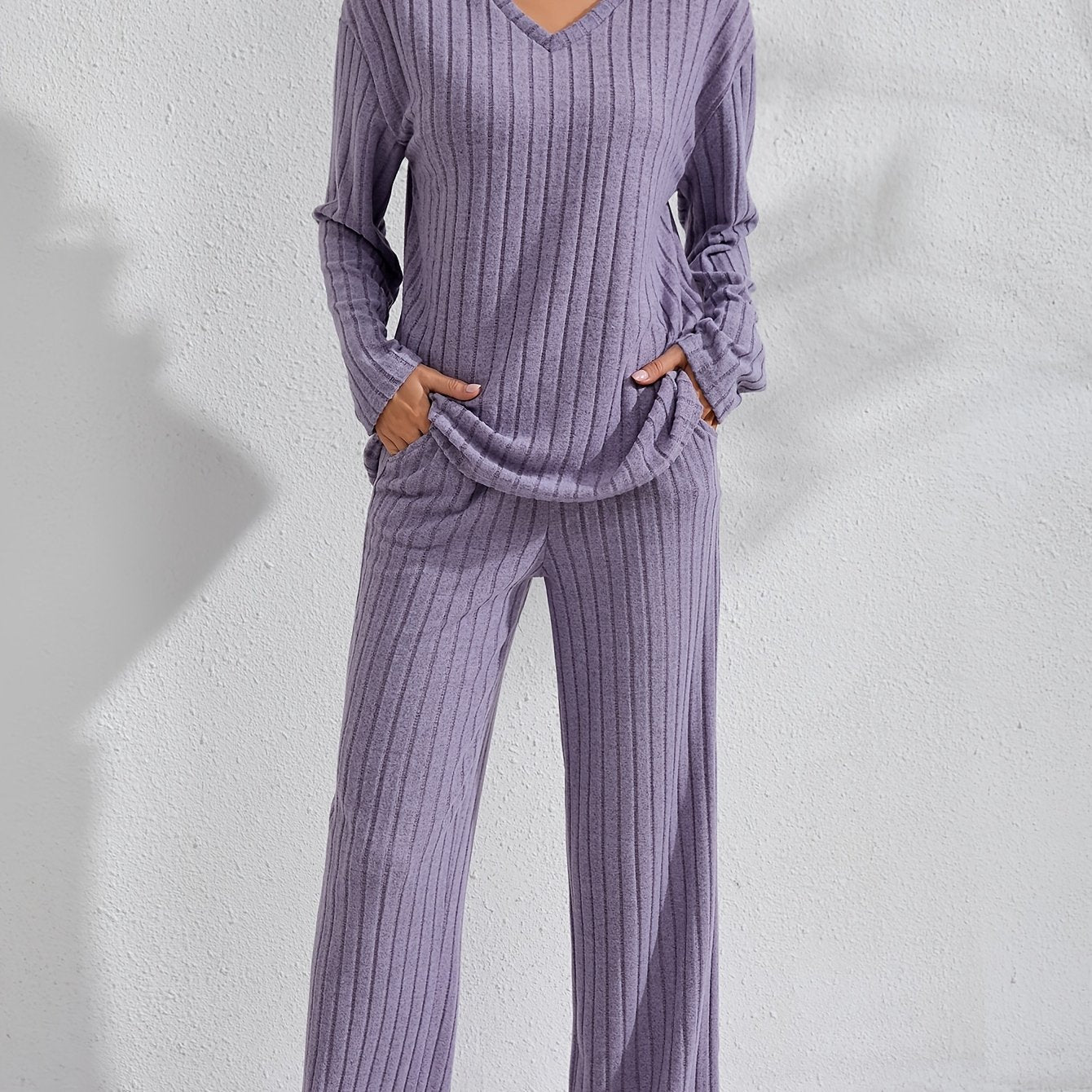 Ensemble détente côtelé Femme col V, pantalon large et haut manches longues