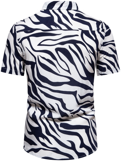 Camicia uomo a maniche corte stile resort con motivo zebrato di tendenza per l'estate