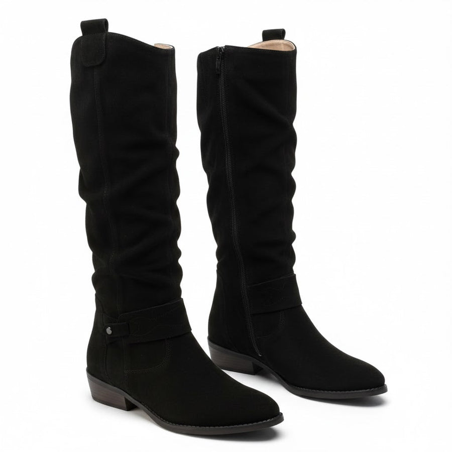 Hohe Damenstiefel im Reiterstil aus weich gerafftem Material mit seitlichem Reißverschluss