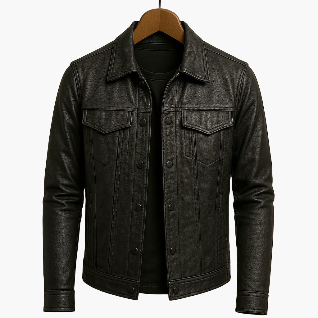 Herrjacka i motorcykelstil med modern skärning för en urban och elegant look