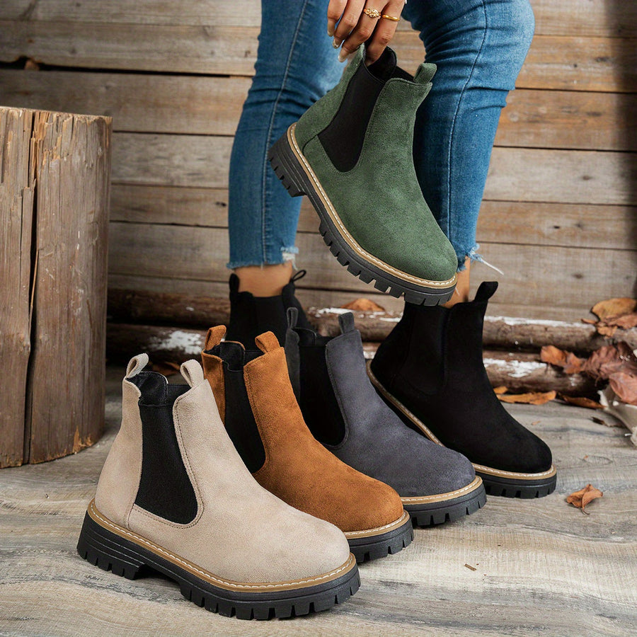 Women's Chelsea boots in soft material, lug sole, solid color
