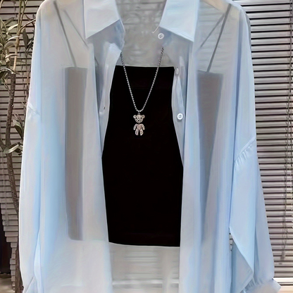 Løs transparent skjorte med undertrøje – Kvinde – Moderne stil til elegante lag-på-lag looks