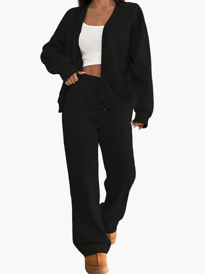 To-delt pyjamas til kvinder i afslappet stil med knapper og lommer, behageligt loungewear til hjemmet