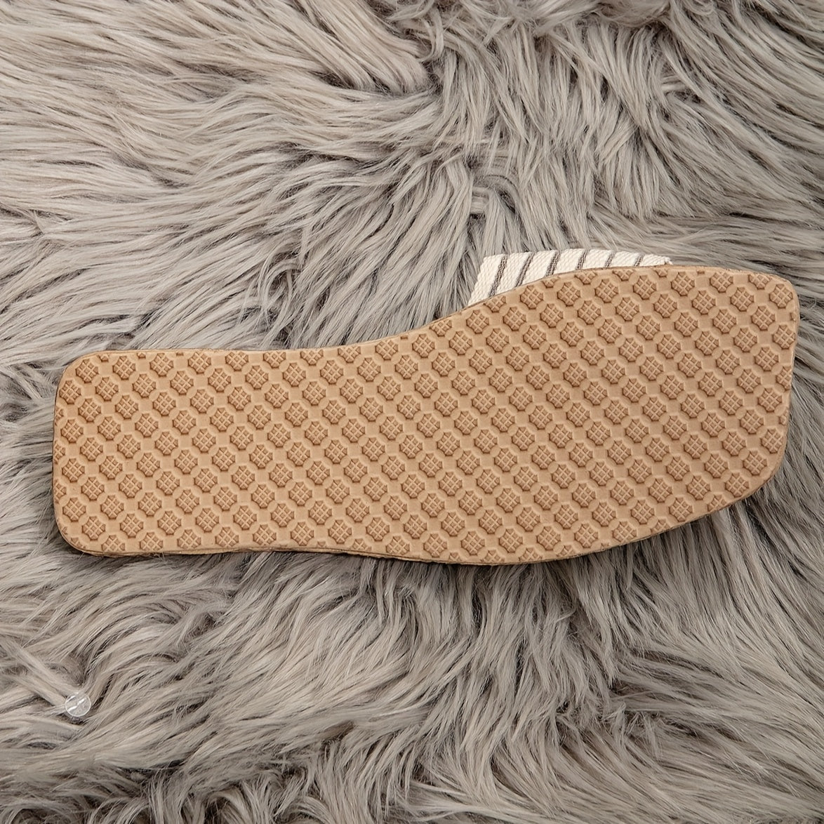 Platta slip-on sandaler i avslappnad stil för dam – Chic och randig sommarlook
