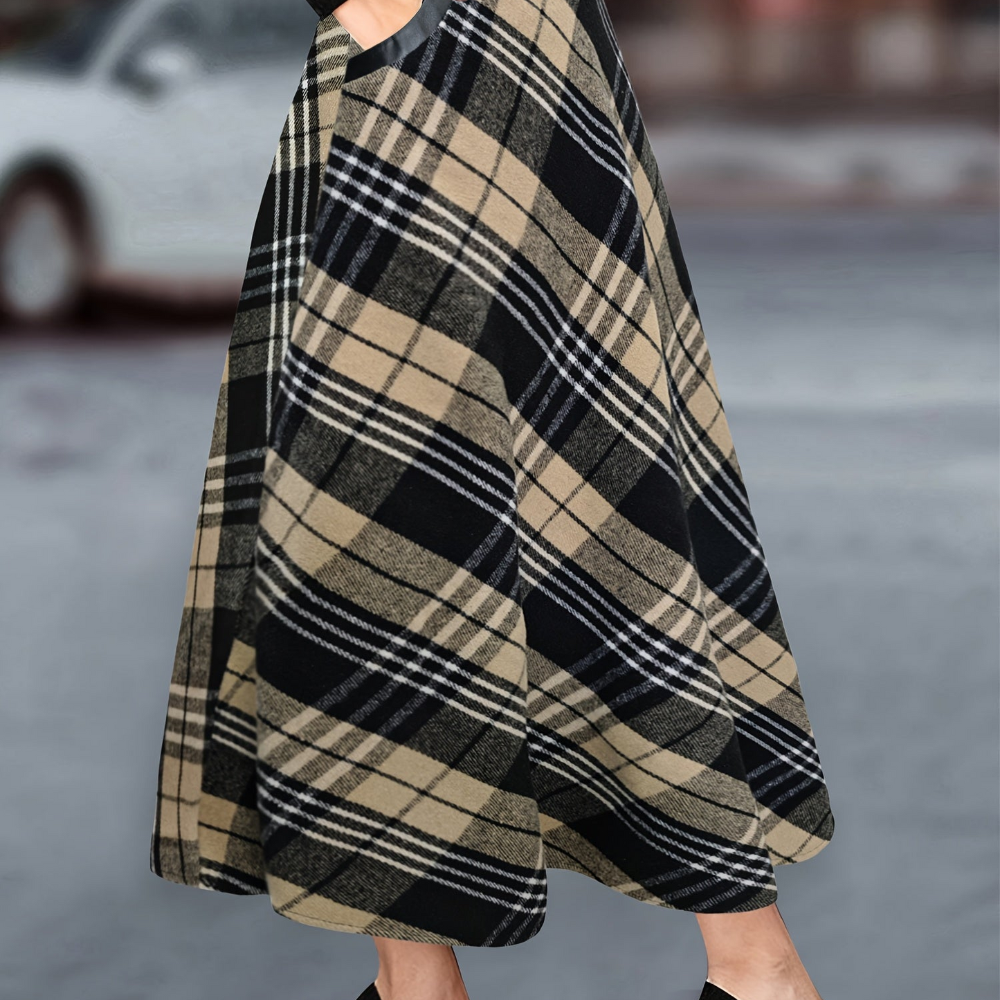 Jupe longue évasée à carreaux style écossais noir et blanc pour femme