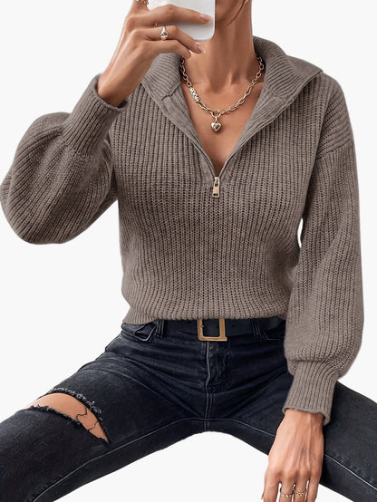 Dame lynlåspullover med høj krave i elegant stil til et trendy hverdagslook