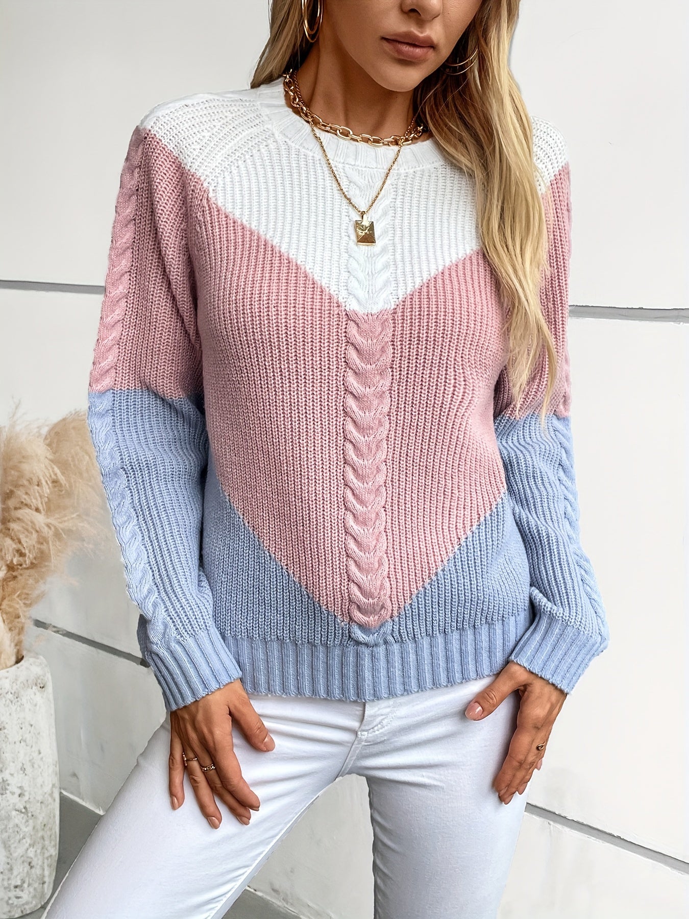 Pull en maille tressée multicolore col rond Femme