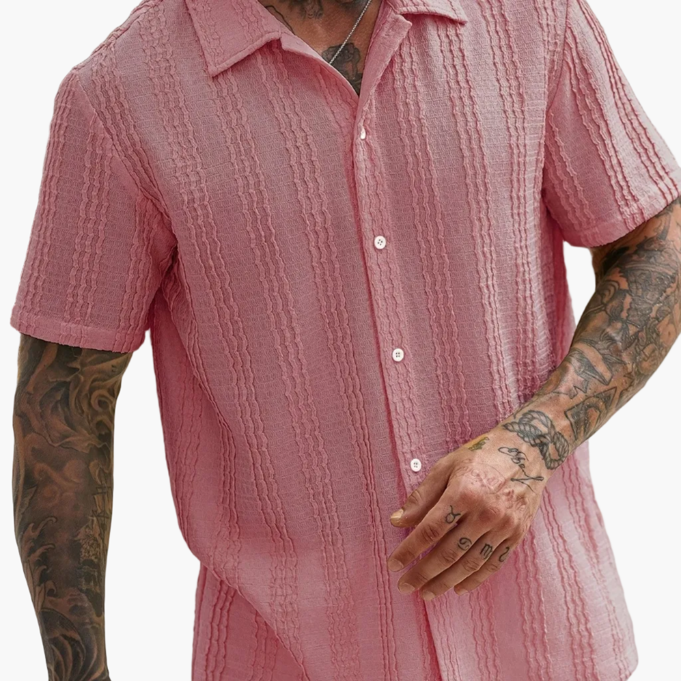 Chemise décontractée à rayures ondulées pour homme – Style estival tendance, idéale pour les sorties et les week-ends