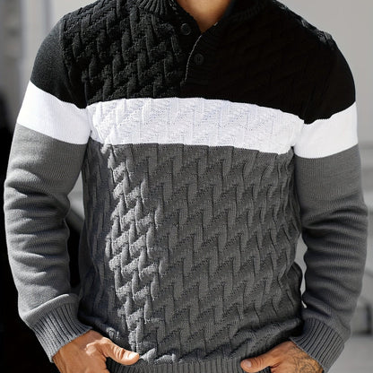 Pull homme tricoté à col montant boutonné rayé