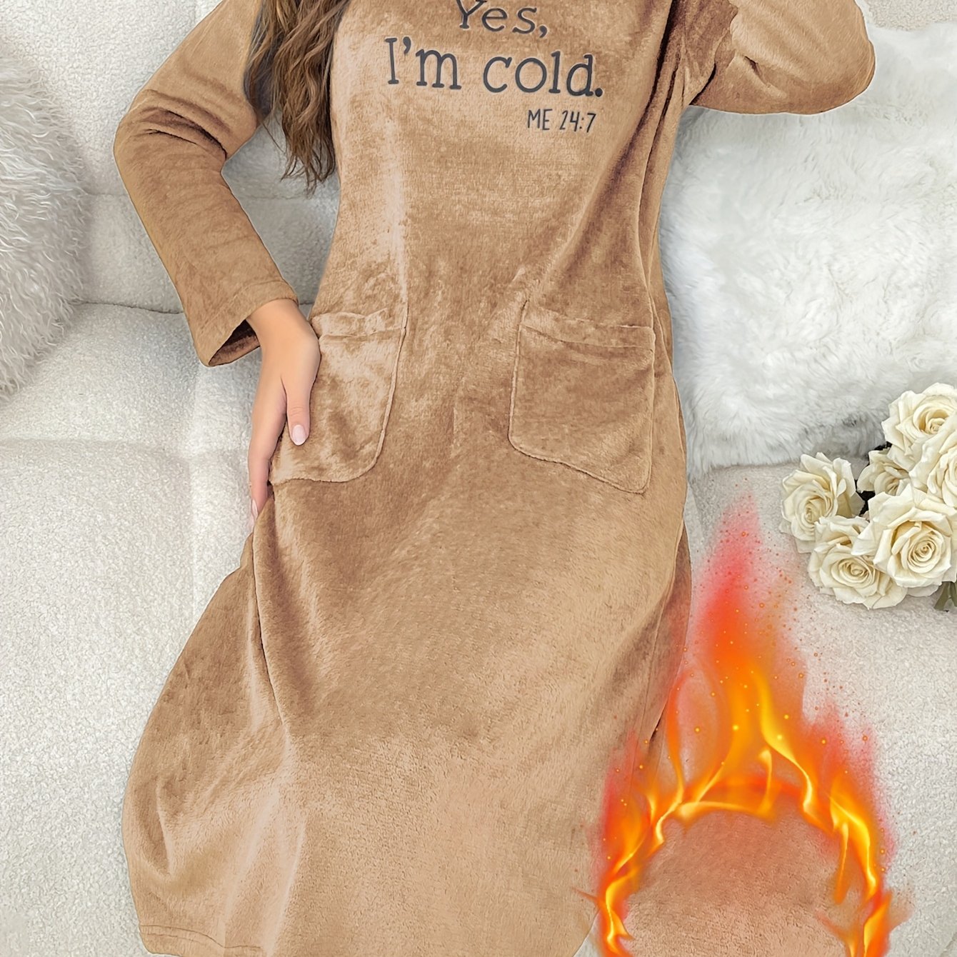 Robe de Nuit en Polaire Douce Femme - Manches Longues, Col Rond, Poches, Motif Brodé "Yes, I'm cold."