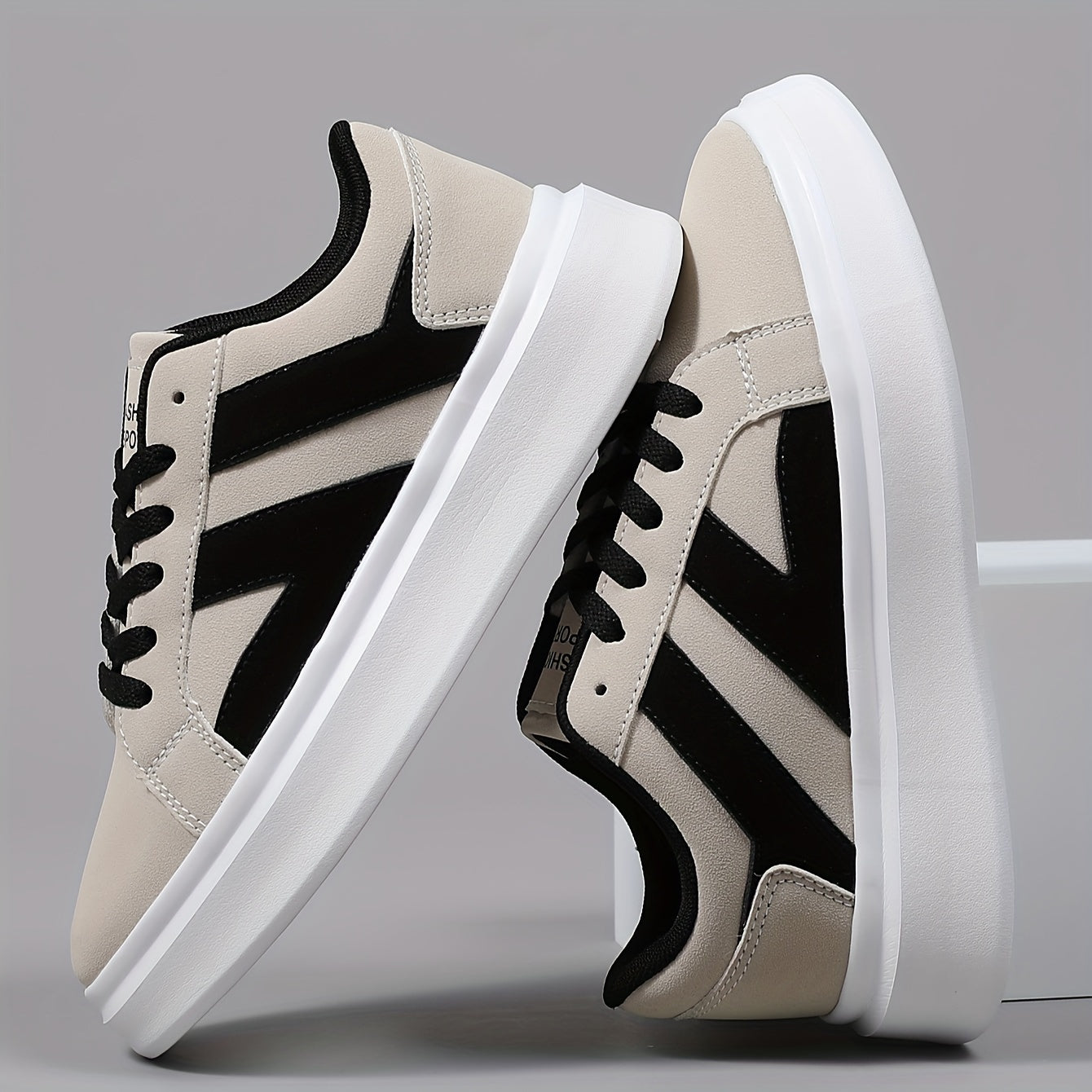 Herresneakers i moderne urban stil til fritid og bybrug