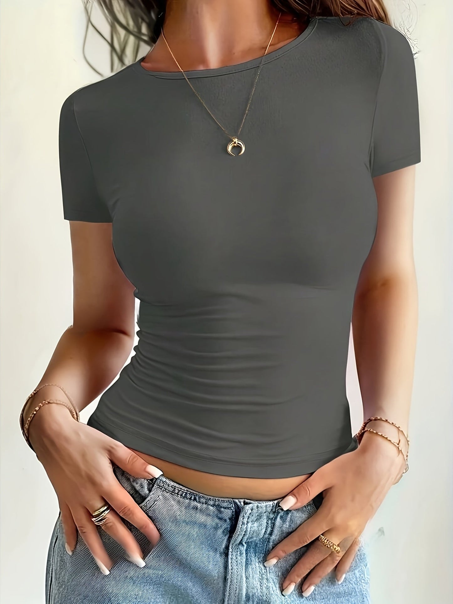 Damen T-Shirt mit kurzen Ärmeln, figurbetont, casual-chic Stil für alle Gelegenheiten