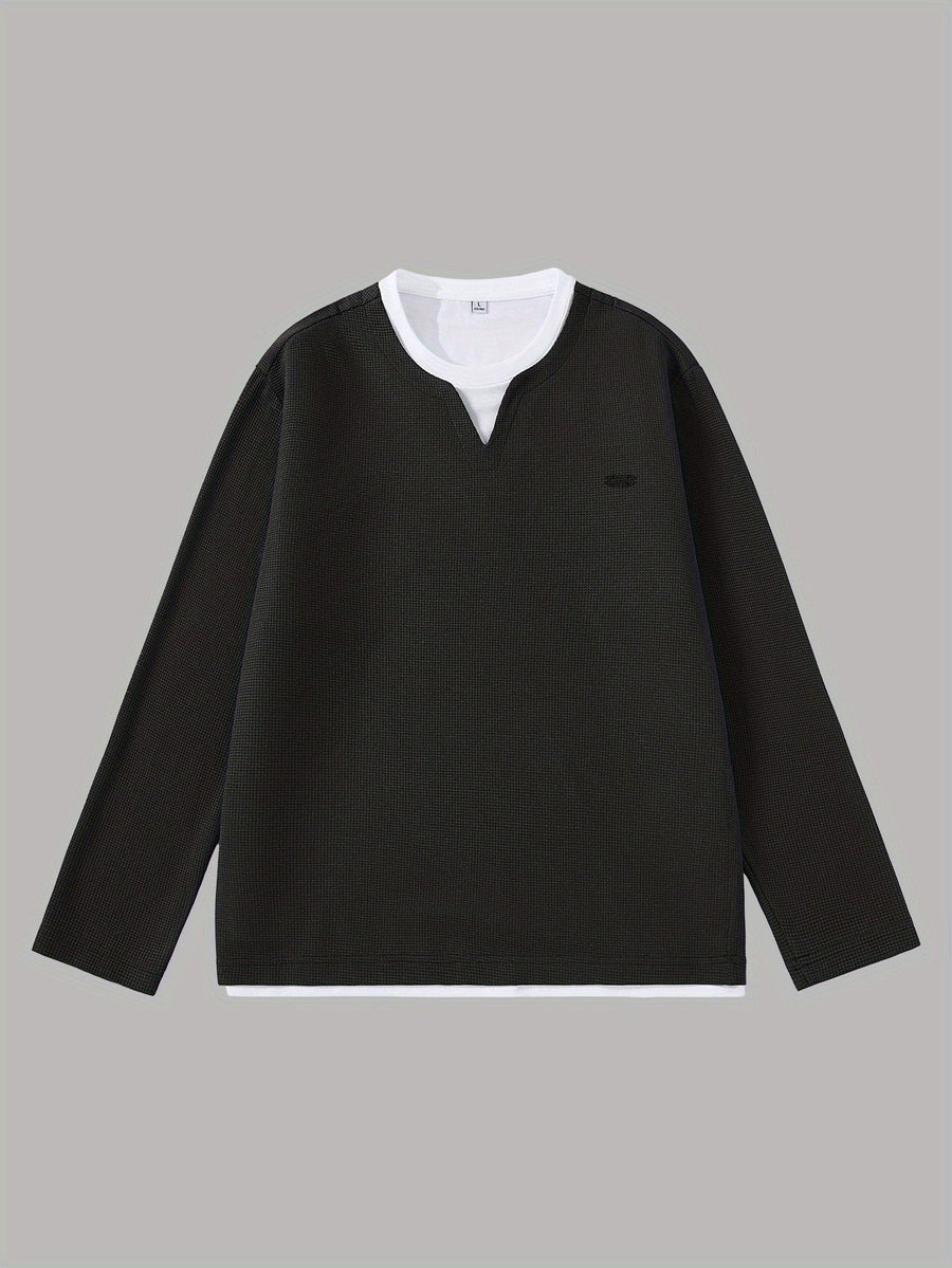Men's two-tone waffle-knit V-neck long-sleeve sweater in gray