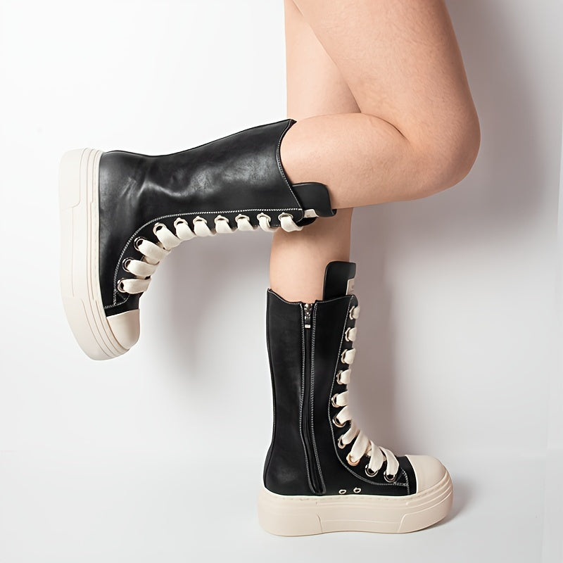 Bottes montantes noires à lacets blancs, style basket, semelle plateforme
