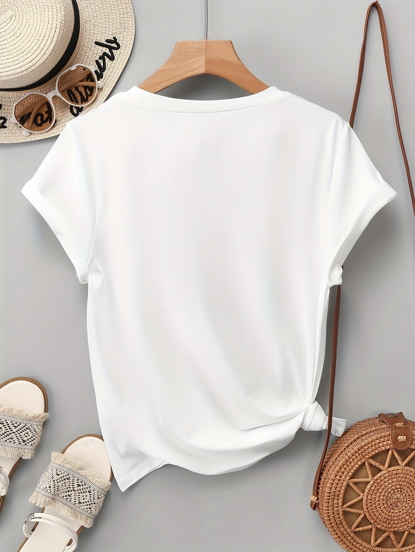 Damen-T-Shirt im lässigen Stil mit glitzernden Herzmotiven, kurze Ärmel, ideal für den Sommer  