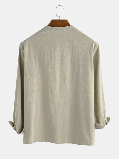 Vintage skjorte med snøret krave til mænd - afslappet og elegant stil