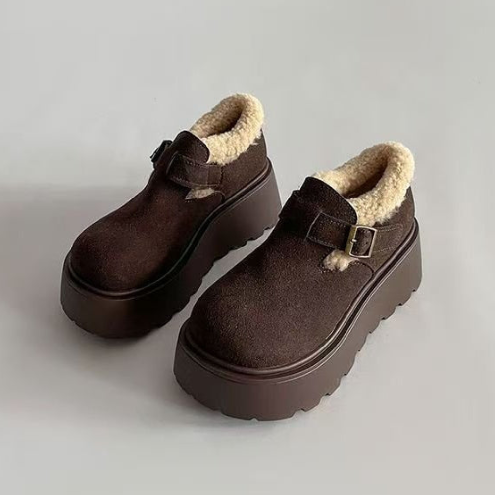 Chaussures plateforme fourrées à boucle couleur camel ou marron, semelle épaisse