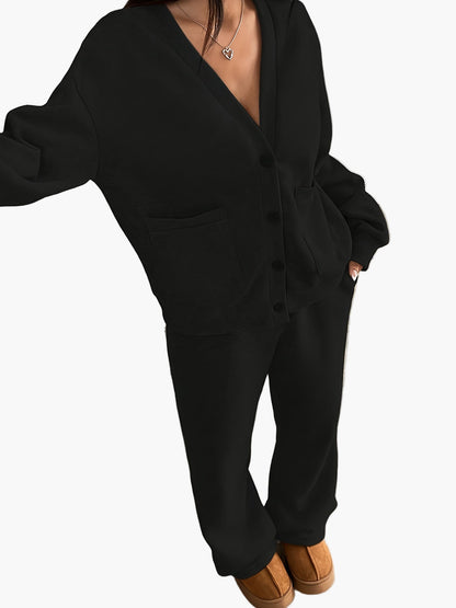 To-delt pyjamas til kvinder i afslappet stil med knapper og lommer, behageligt loungewear til hjemmet