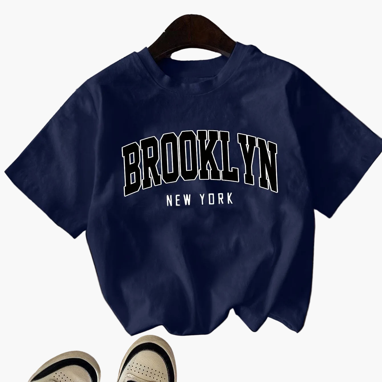 Afslappet T-shirt til kvinder i urban stil Brooklyn New York