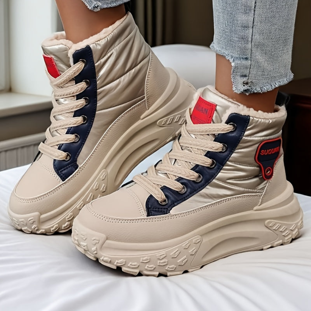 Bottes montantes femme fourrées crème brillantes lacets semelle épaisse