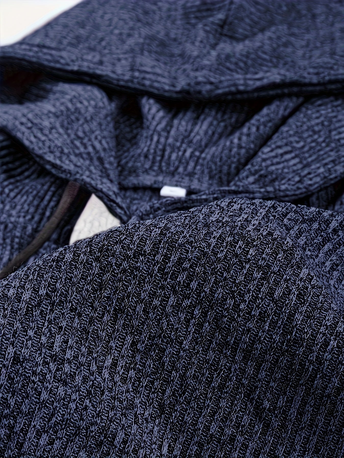 Pull à Capuche Homme en Maille Texturée Bleu Marine Style Henley