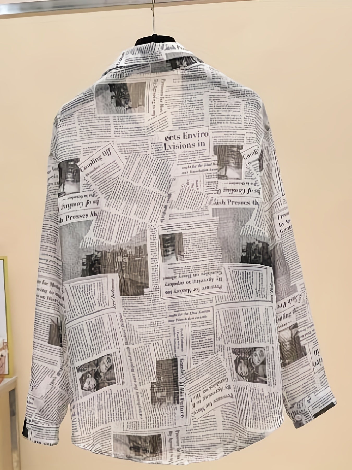 Chemise Femme Style Journal Imprimé avec Débardeur et Short Taille Haute, Tendance Urbaine Casual