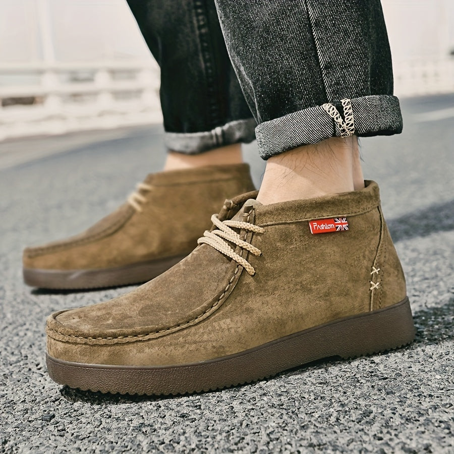 Chaussures montantes homme aspect daim lacets beiges semelle crantée