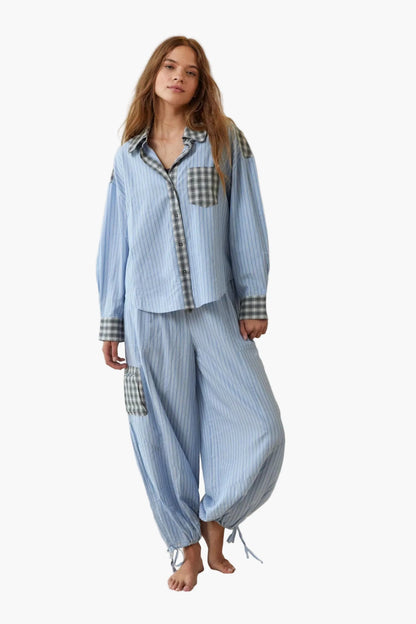 Lässiger zweiteiliger Damen-Pyjama im trendigen Stil für Zuhause und Nacht  