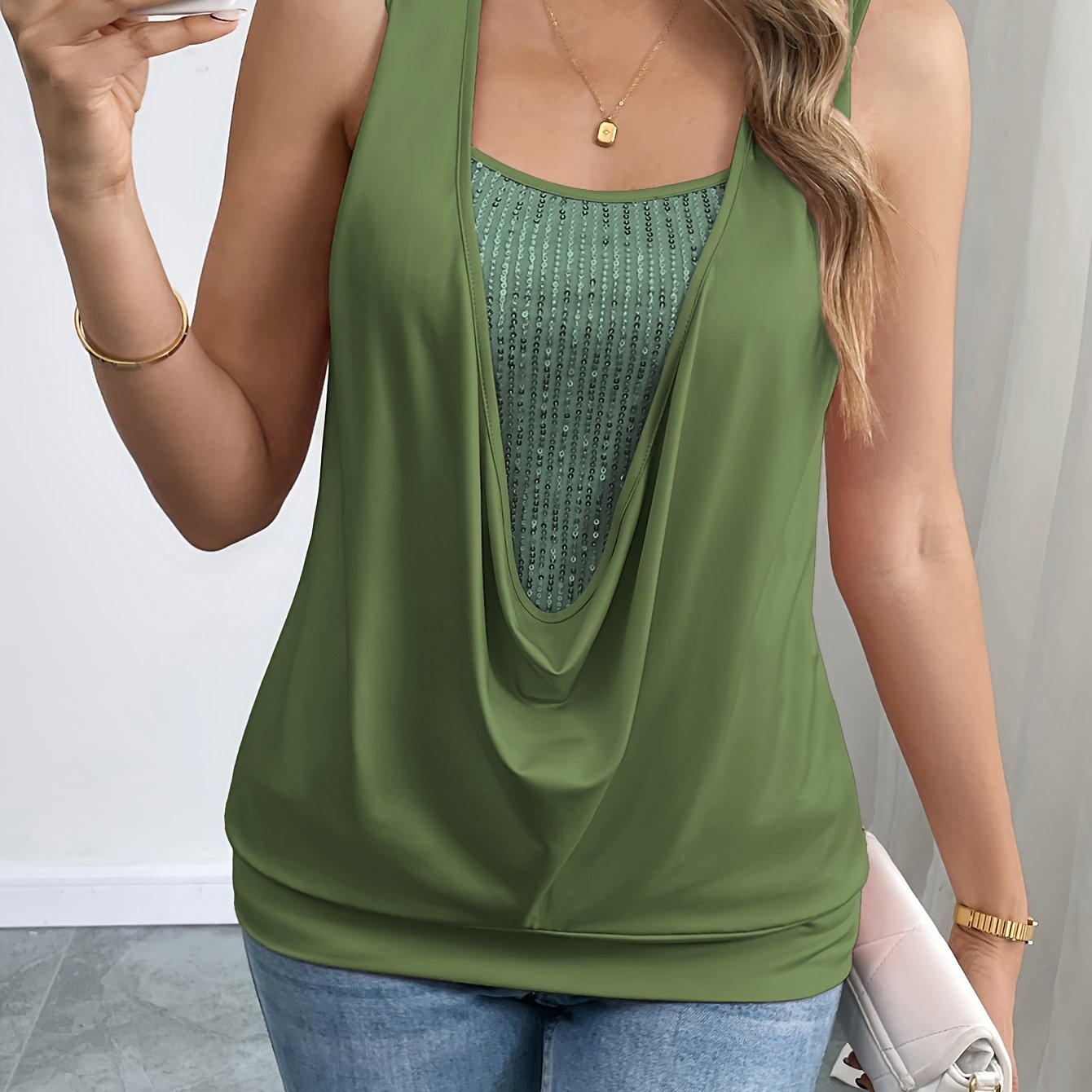 Elegantes Damen-Top mit drapiertem Kragen im Lagenlook für Alltag oder Abend