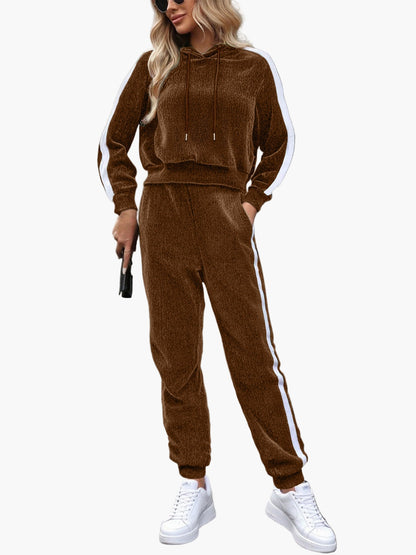 Tuta casual da donna con cappuccio stile sportivo per autunno e inverno