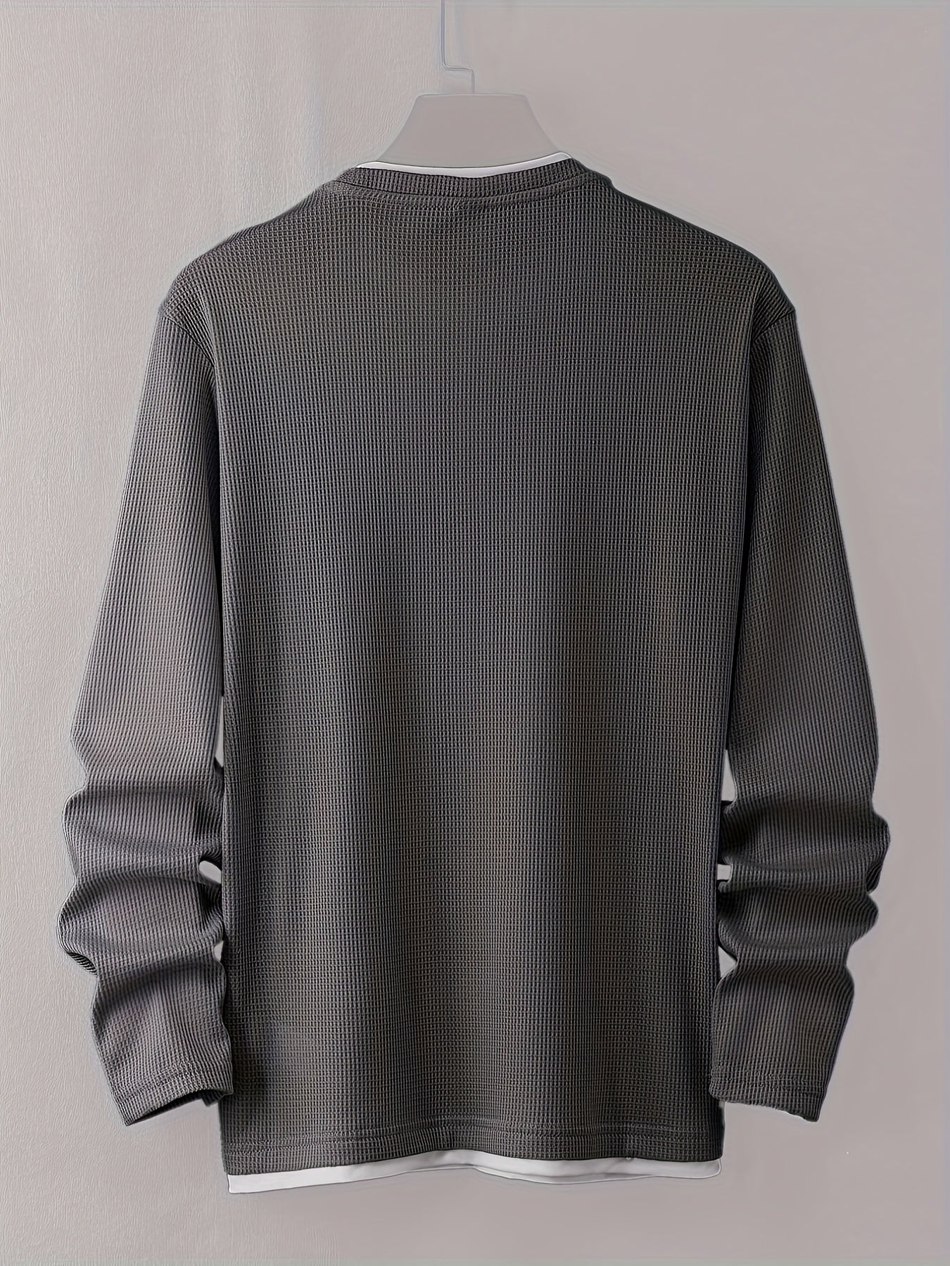 Pull homme texturé gaufré manches longues imprimé smiley col rond