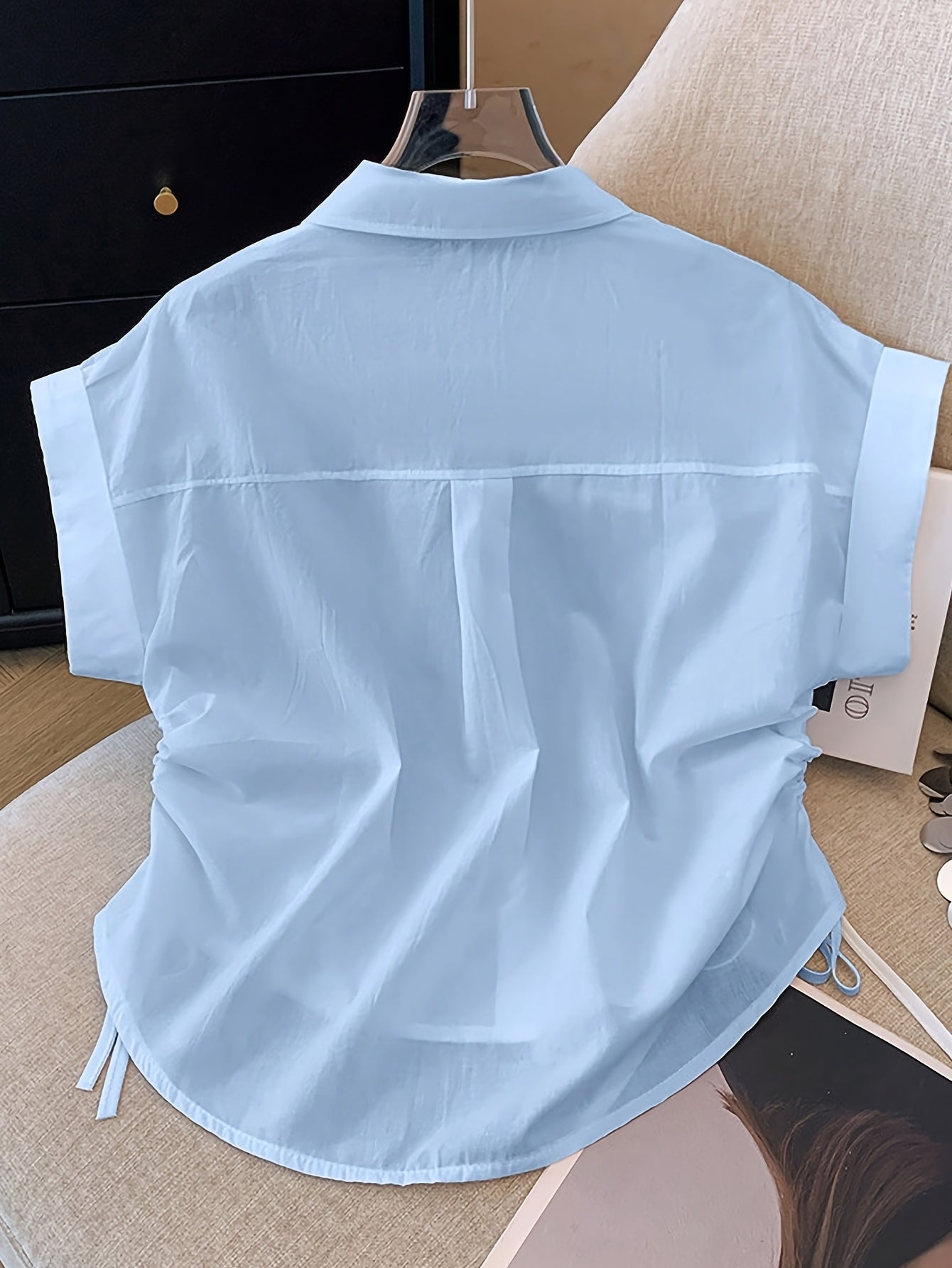 Chemise Femme Manches Courtes Élégante à Boutons Style Moderne