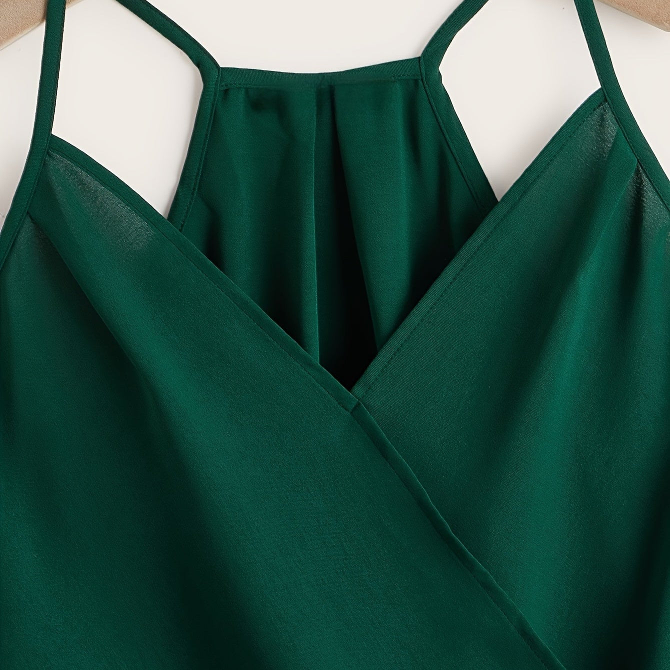 Women's Sleeveless Draped Halter Neck Blouse for Chic and Versatile Outfits