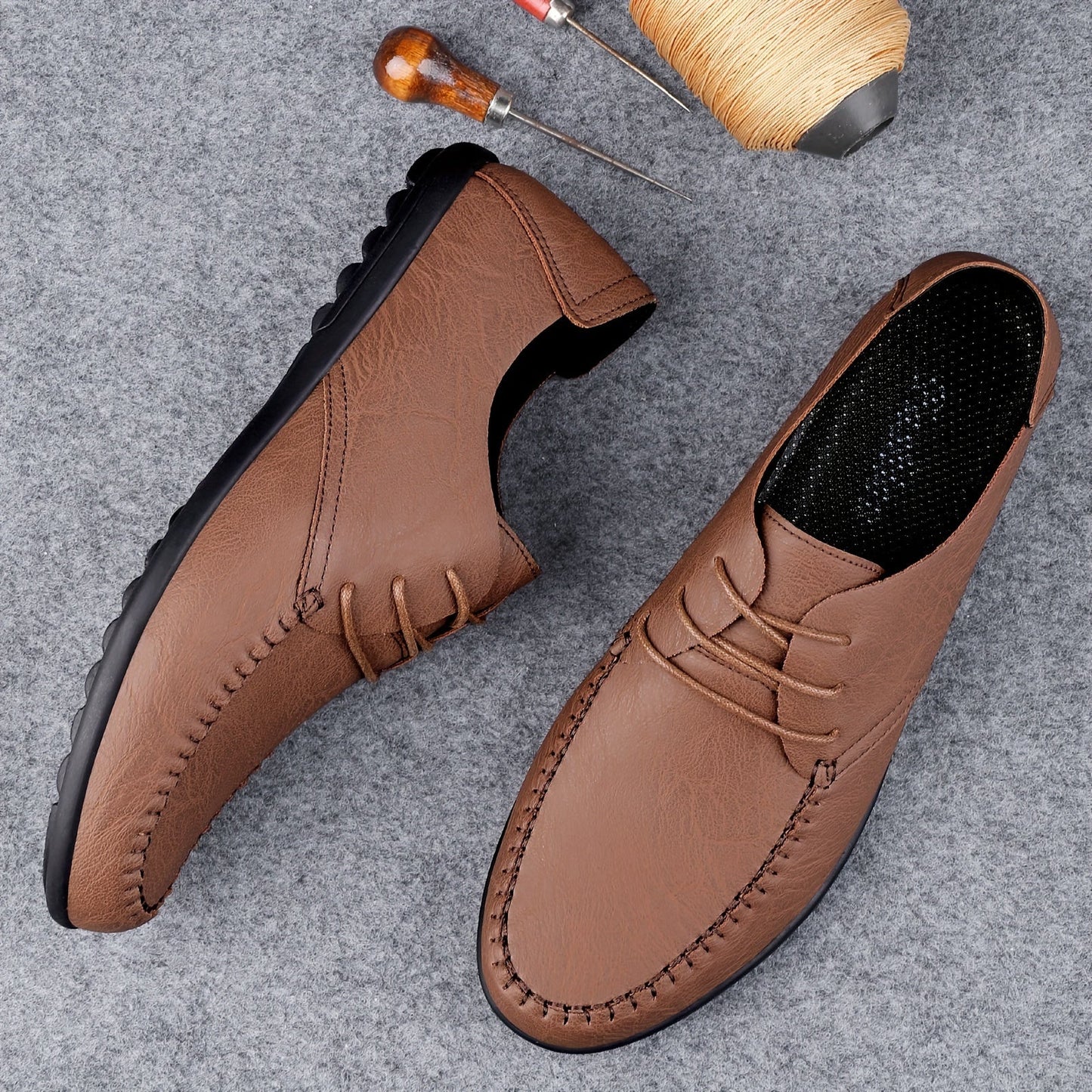 Elegante Mokassins für Herren im lässigen urbanen Stil  