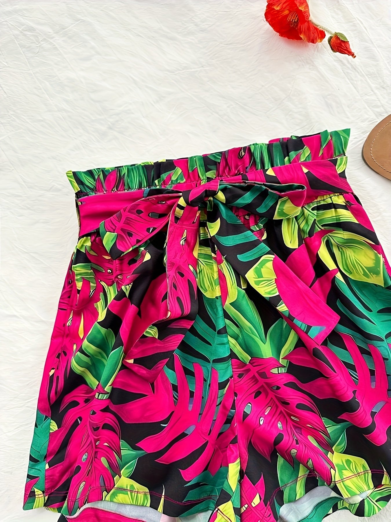 Ensemble coordonné pour femme, style tropical, top ajusté et short taille haute, idéal vacances et été