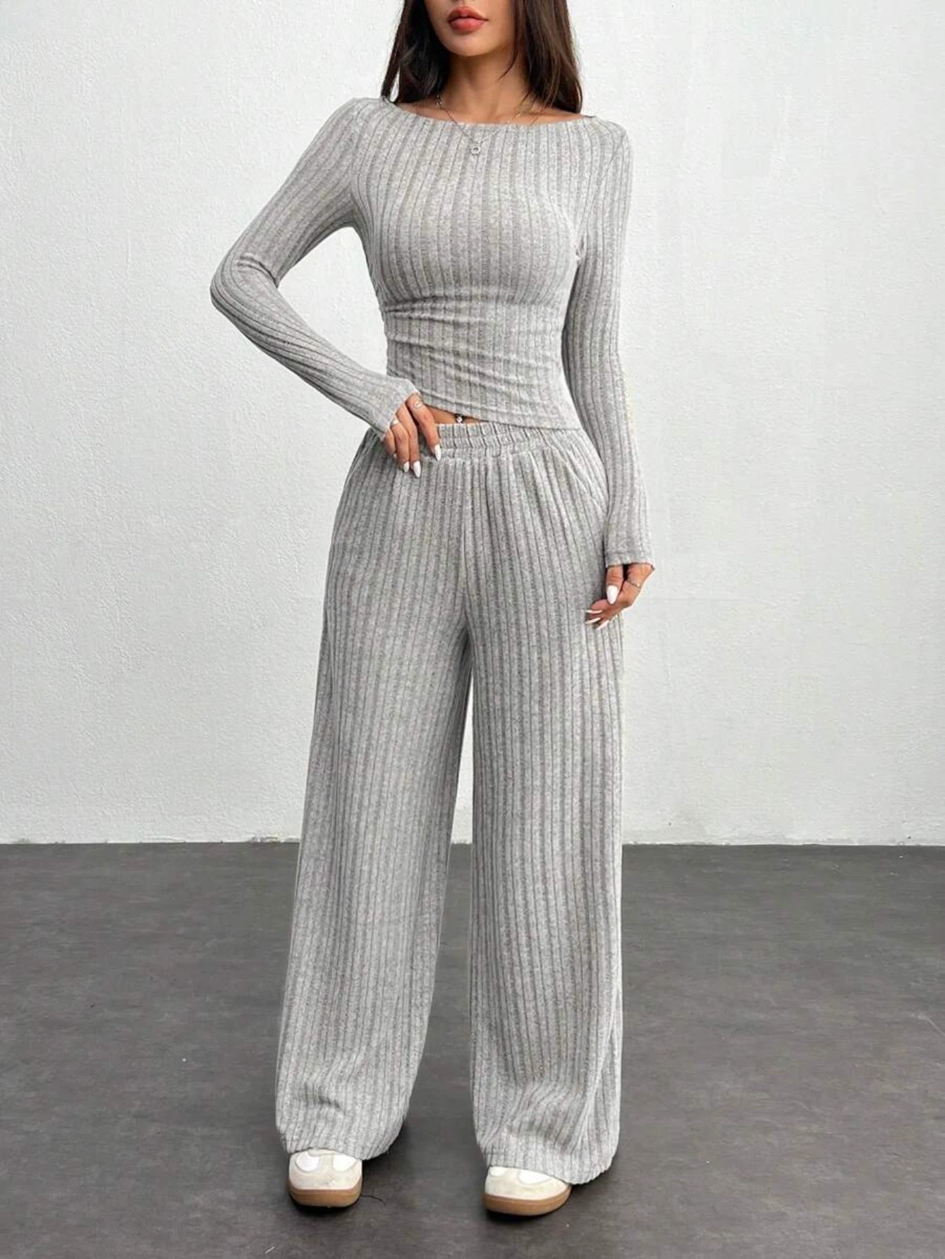 Ensemble côtelé femme 2 pièces pull court et pantalon large gris